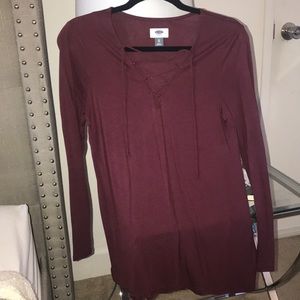 Long sleeve top with cross cross details